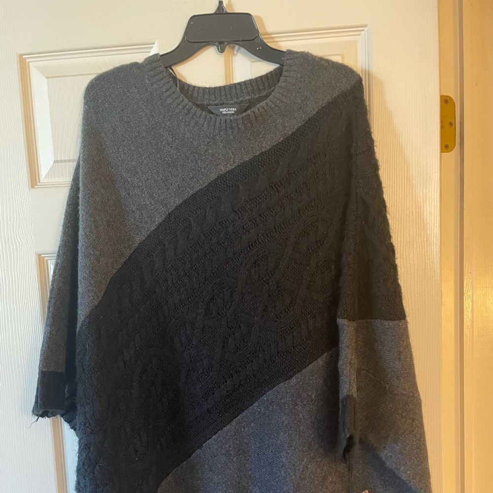 Simply Vera pullover shawl